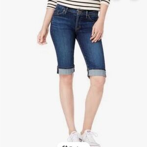 Hudson Amelia Short Size 32 Bermuda Cuffed Blue Jean Shorts
